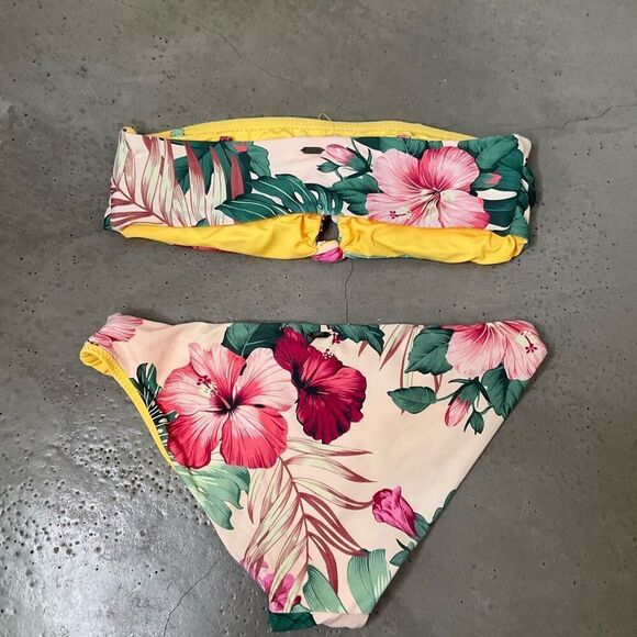 Rip Curl Hanalei Bay Cheeky Bikini - Picture 3 of 4